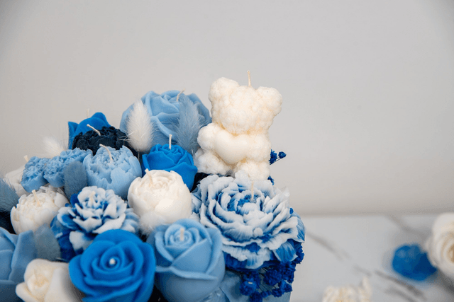 Forever Yours | Luxury Flower Bouquet Candle – Handmade